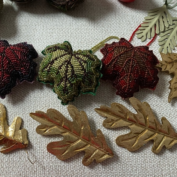 Set of 15 vintage/new bird/leaf ornaments - Picture 9 of 9